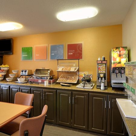 Quality Inn & Suites Malvern מראה חיצוני תמונה