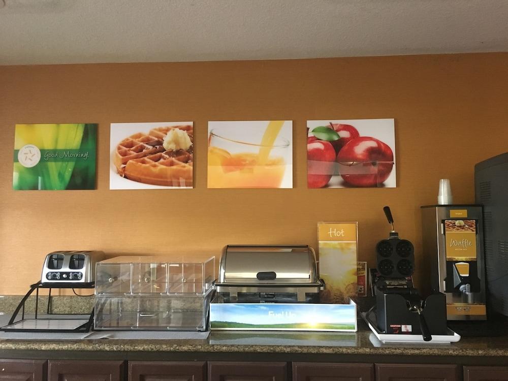 Quality Inn & Suites Malvern מראה חיצוני תמונה