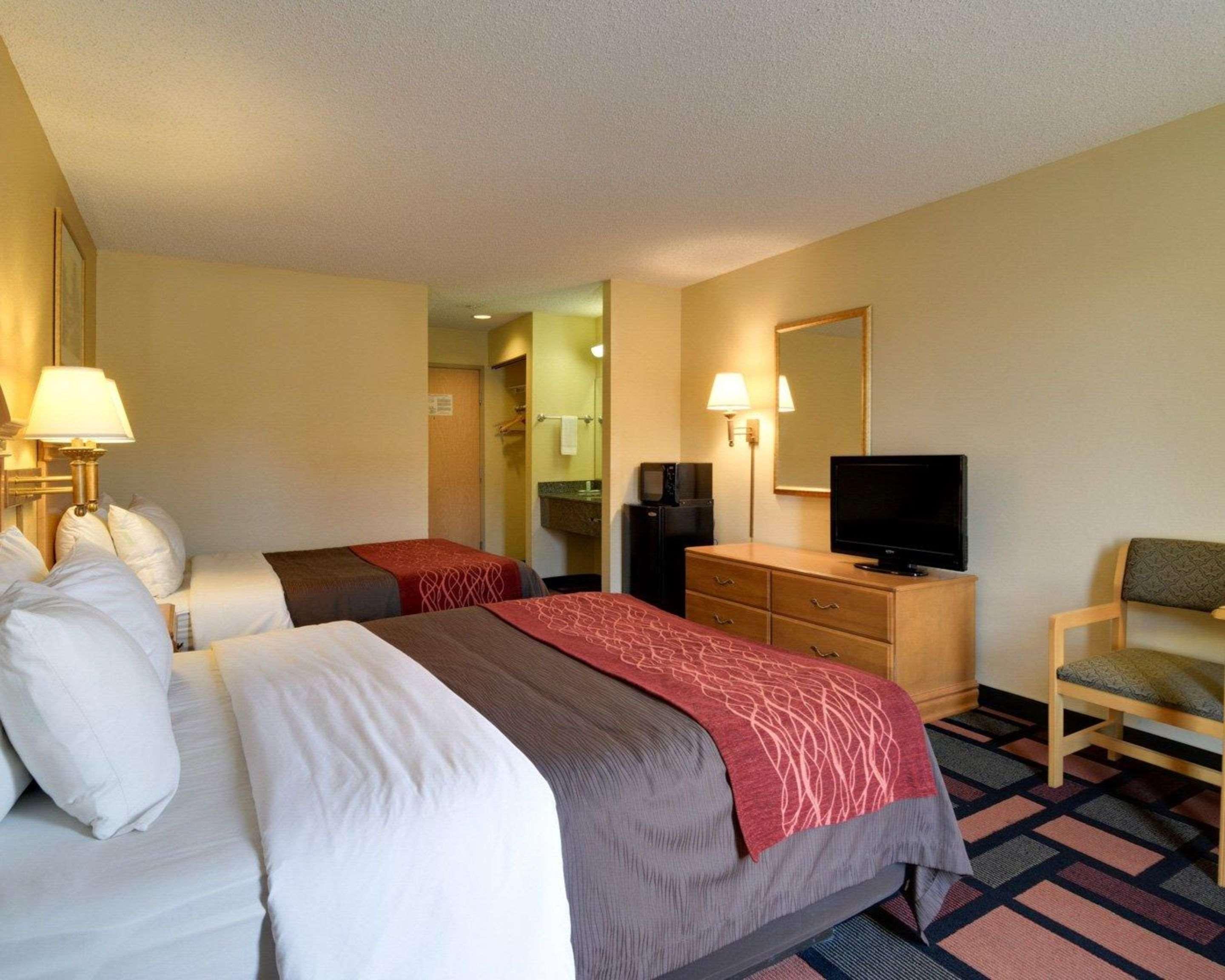 Quality Inn & Suites Malvern מראה חיצוני תמונה