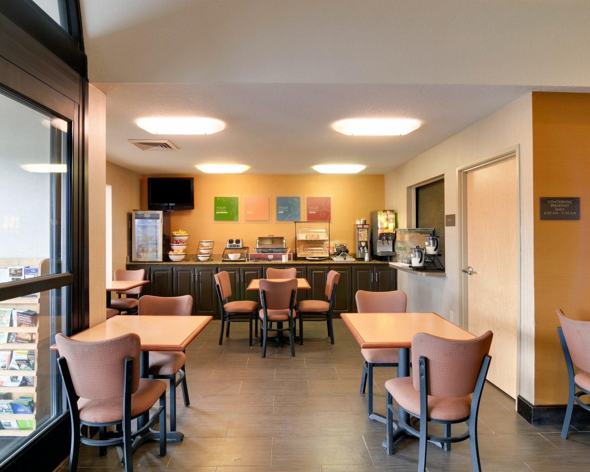 Quality Inn & Suites Malvern מראה חיצוני תמונה