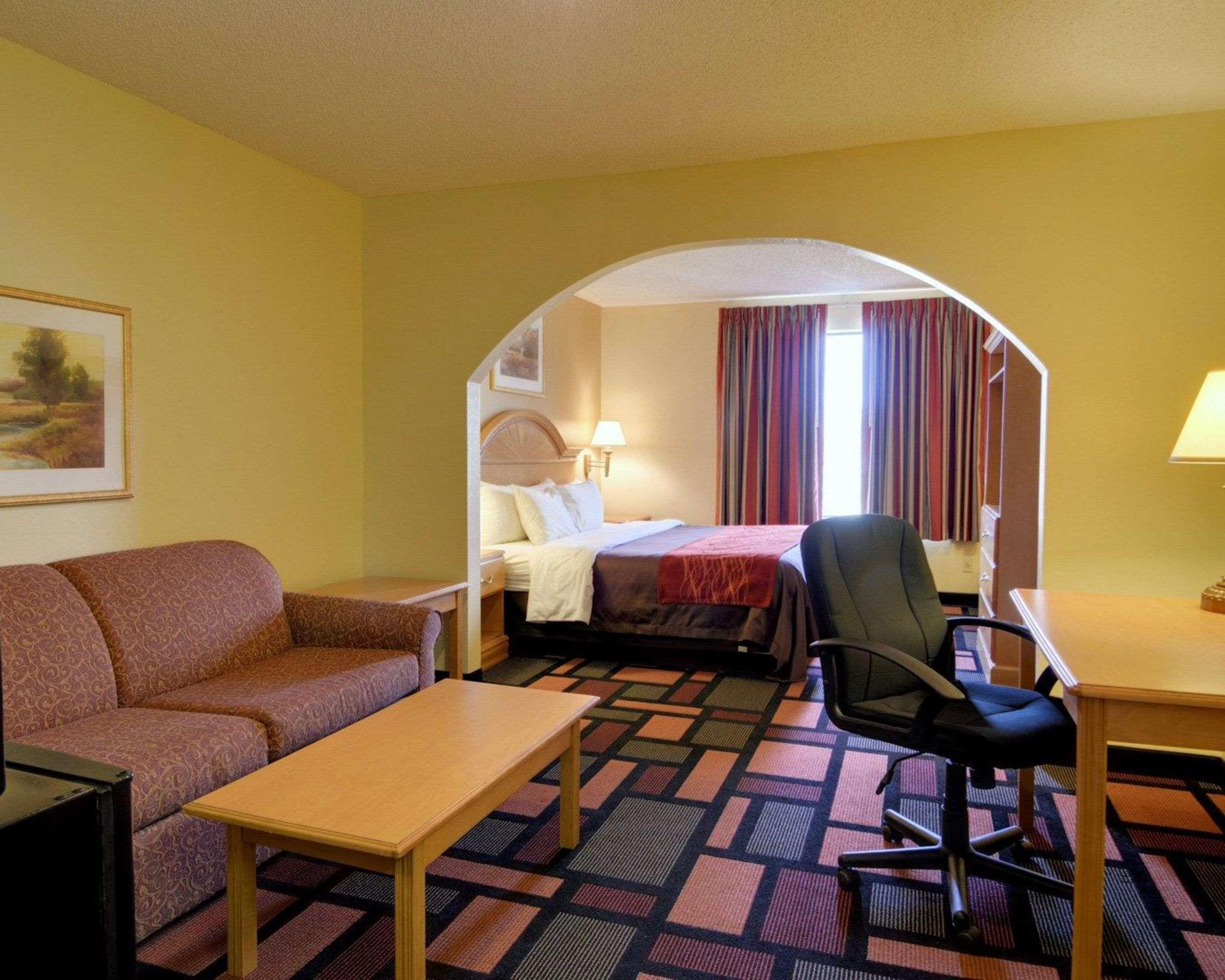 Quality Inn & Suites Malvern מראה חיצוני תמונה
